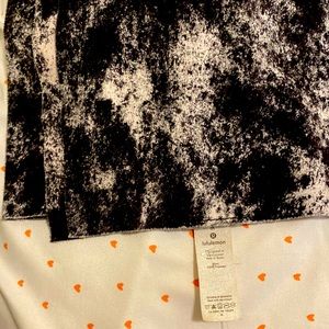 Lululemon yoga mat towel